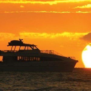 Astonishing Maui Sunset View with the Cruise