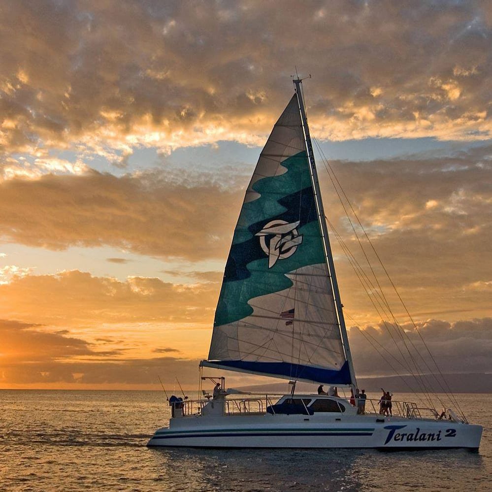 Teralani – Sunset Cocktail Sail